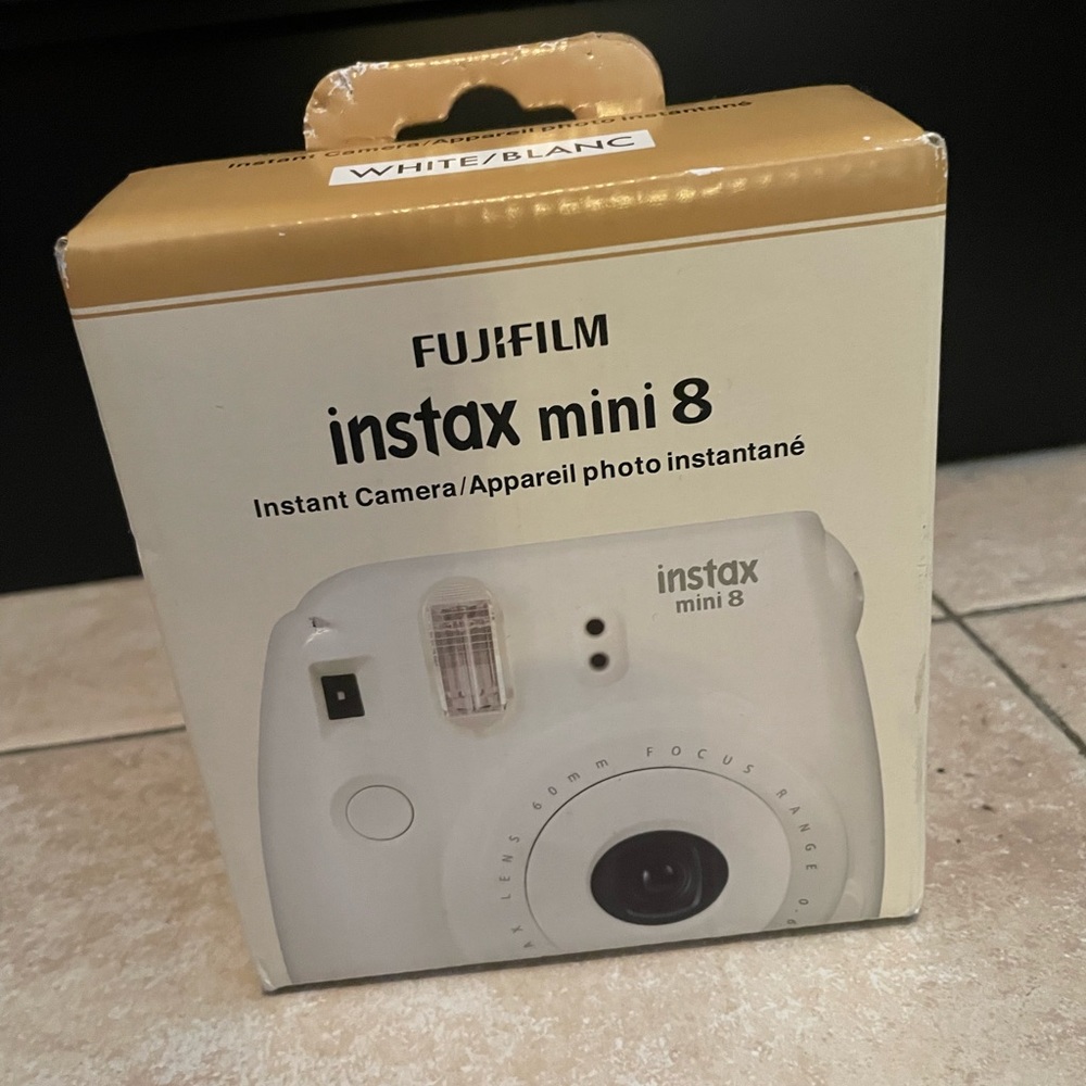 New in Box Instax Mini 8 Camera